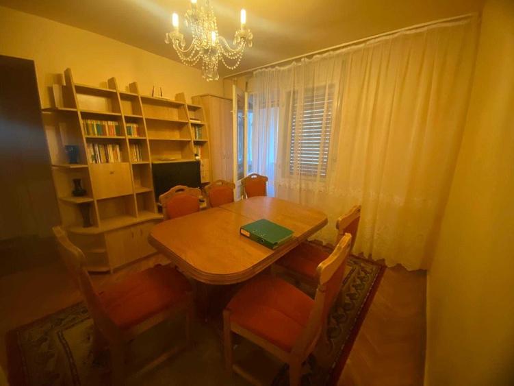 Apartament cu 3 camere decomandat în Lotus