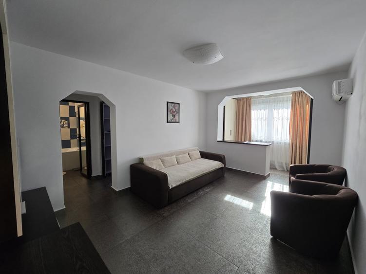 Apartament cu 2 camere semidecomandat în Tomis II