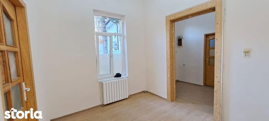 TINERETULUI (metrou) - DIMITRIE CANTEMIR, casa 2 camere, curte proprie - 4