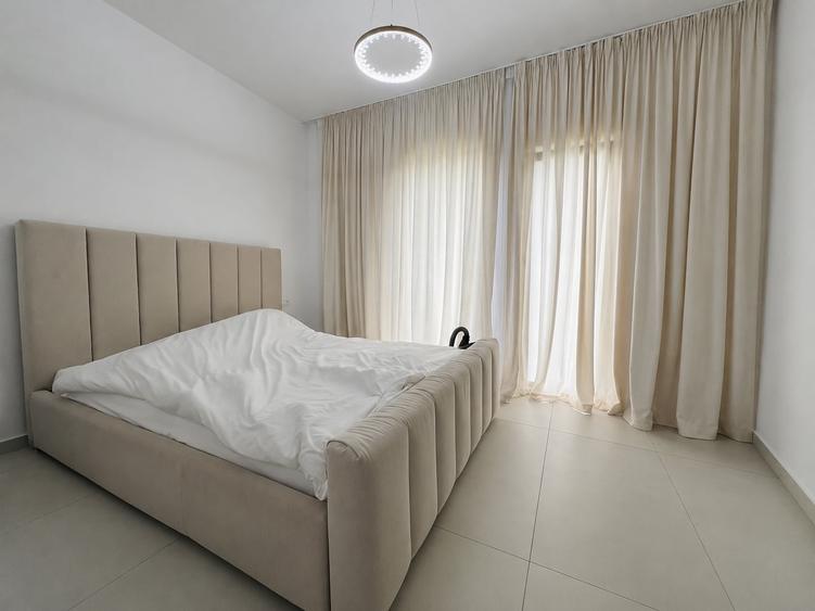 Duplex cu 4 camere cu Canalizare în Giarmata