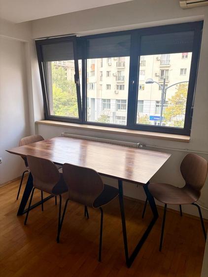 Apartament cu 2 camere decomandat în Știrbei Vodă