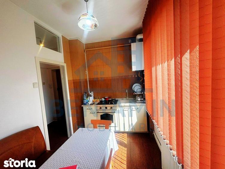 Apartament cu 2 camere decomandat în Centrul Civic