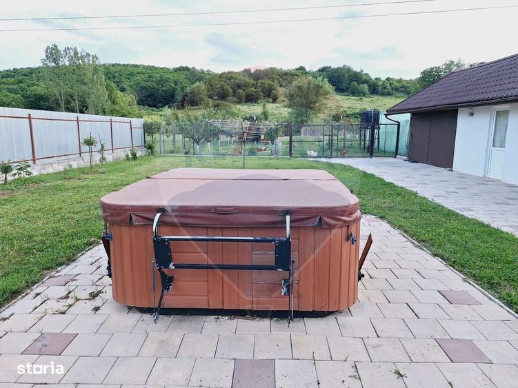 Casă cu 4 camere în Hidiș