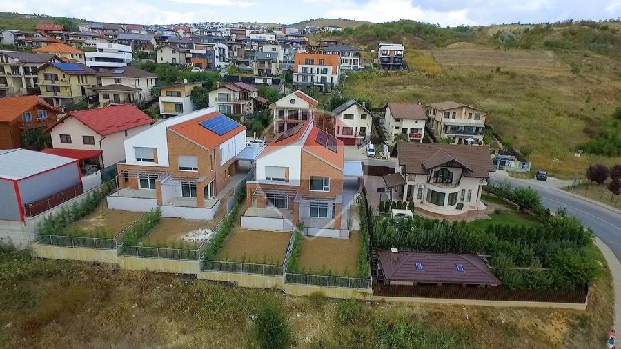 Duplex cu 4 camere cu Teren 325 Mp în Nord-Est