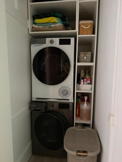 Apartament cu 3 camere decomandat în Sisești