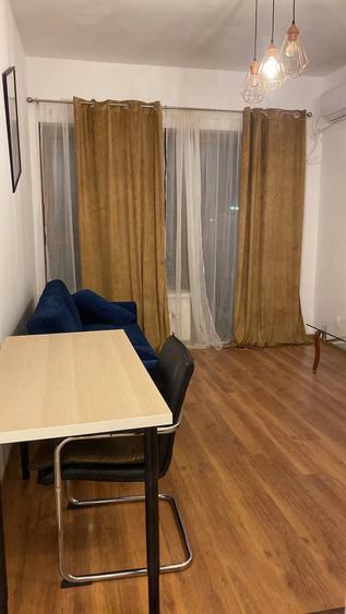 Apartament cu 2 camere semidecomandat în Mihai Bravu