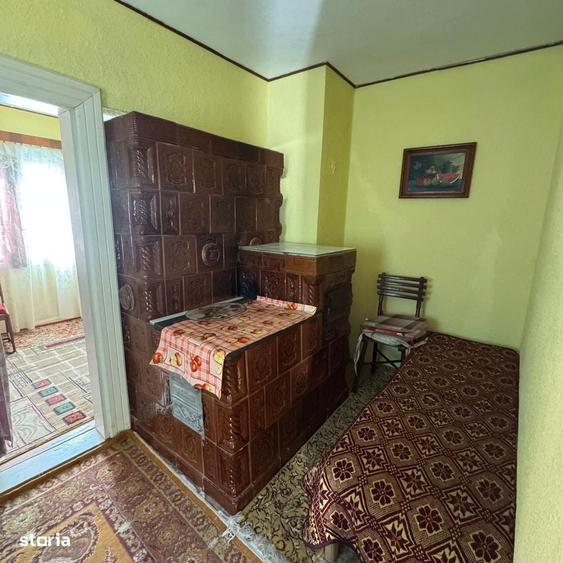 Hantesti - casa de locuit cu 3 camere si anexe - 5