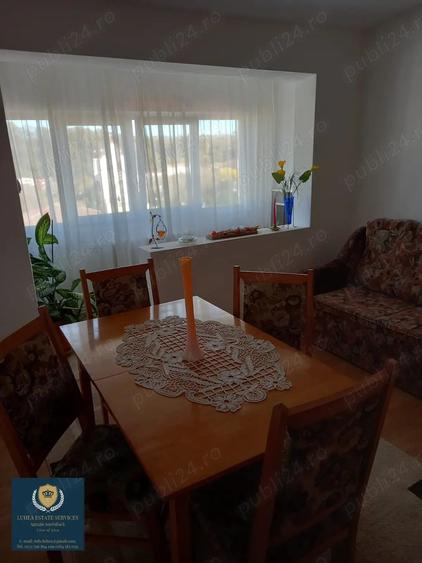 Apartament cu 3 camere decomandat în Central