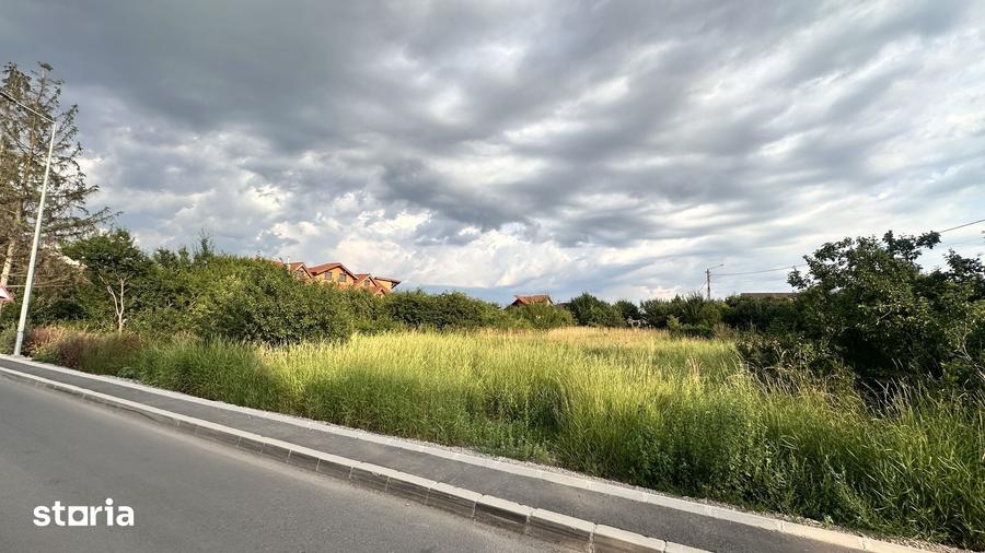 Teren de 589 mp, în Hărman