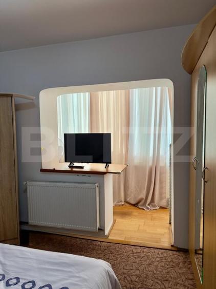 Apartament cu 3 camere decomandat, mobilat în Ultracentral
