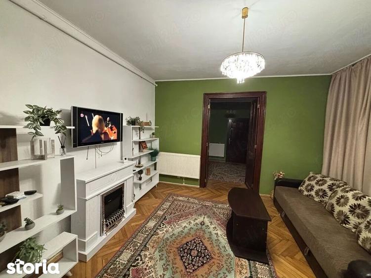 Apartament cu 2 camere nedecomandat în Centrul Civic