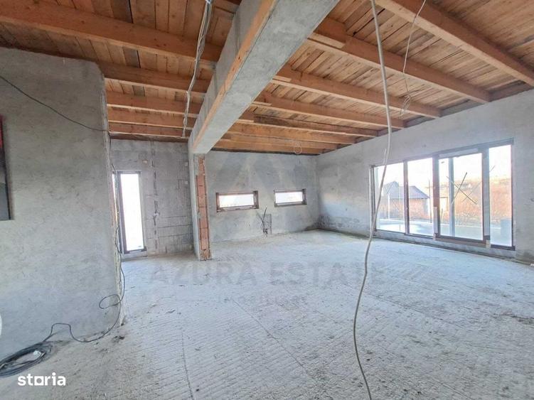 Casă cu 4 camere în Daia