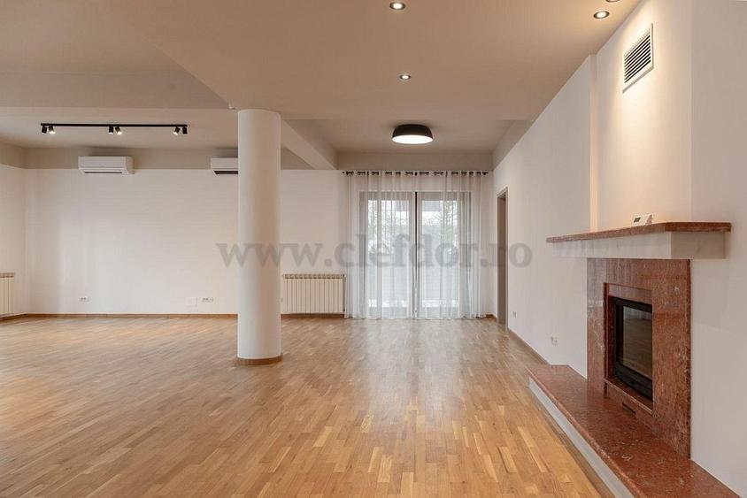 Casă individuală cu 7 camere cu Piscina în Pipera