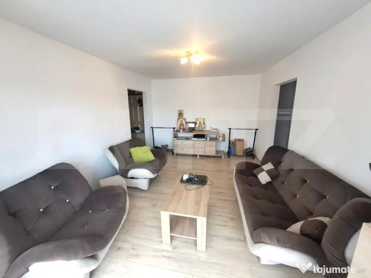 Apartament cu 2 camere semidecomandat în Județean