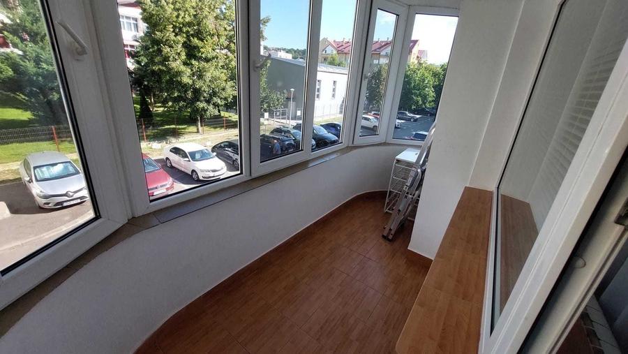 Apartament cu 4 camere decomandat în Păcurari