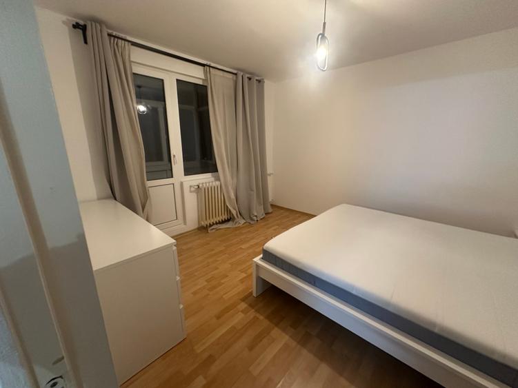 Apartament cu 3 camere decomandat în Politehnica