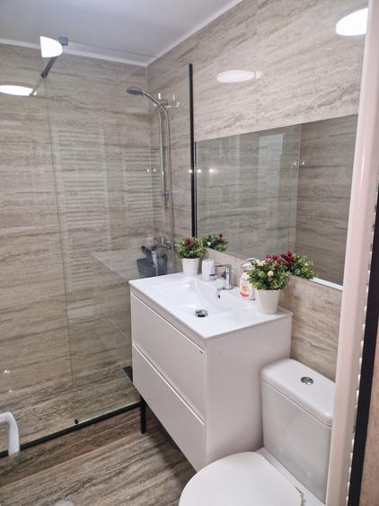 Apartament cu 2 camere decomandat în Băneasa