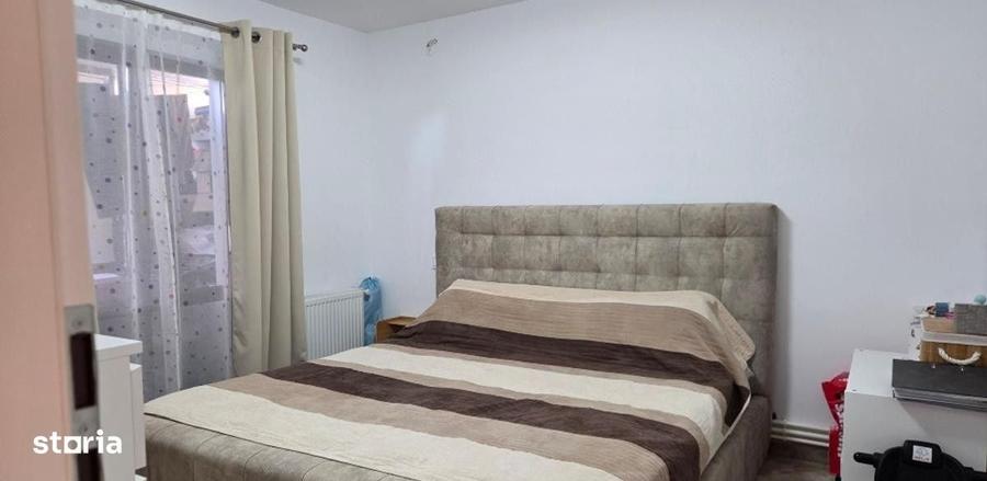 Apartament cu 3 camere decomandat în Tomis III