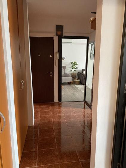 Apartament cu 2 camere decomandat în Nufărul
