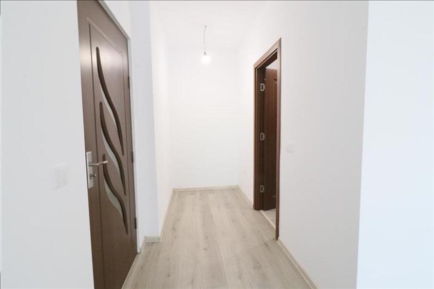 Apartament cu 4 camere decomandat în Păcurari