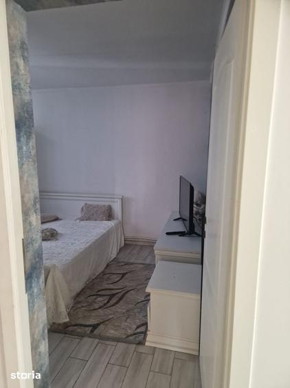Casă cu 4 camere cu Teren 870 Mp în Mărăcineni