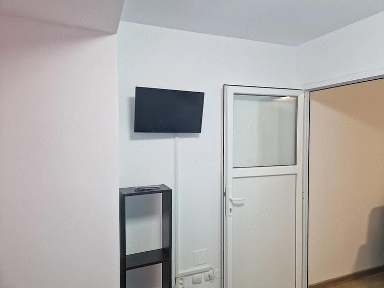 Apartament cu 2 camere semidecomandat în Noua