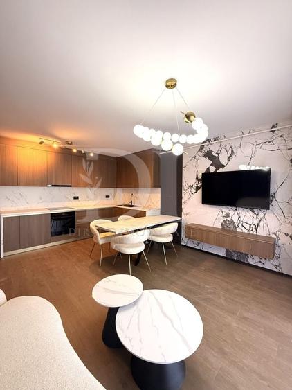 Apartament cu 2 camere decomandat, mobilat în Florești