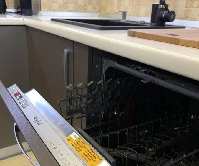 Apartament cu 2 camere decomandat, mobilat în Unirii