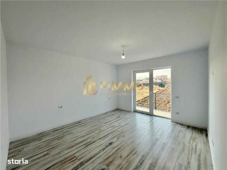 Casă cu 4 camere cu Teren 300 Mp în Ipotești