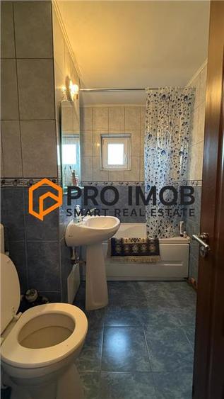 Apartament cu 3 camere decomandat, mobilat în 1 Decembrie