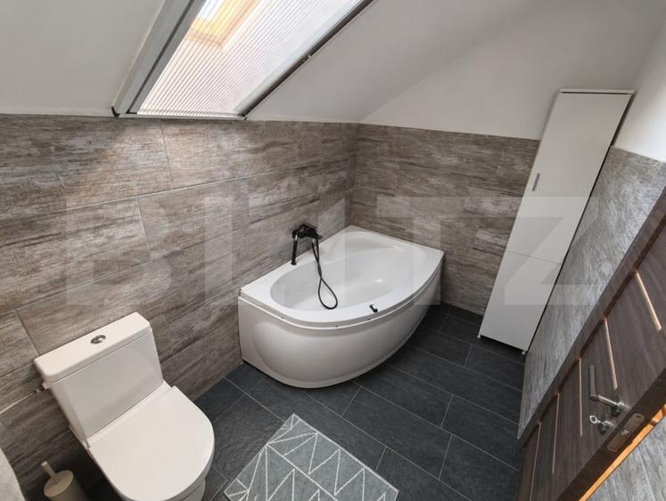 Duplex cu 4 camere cu Canalizare în Sâncraiu de Mureș