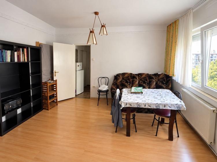 Apartament cu 3 camere semidecomandat în Mănăștur