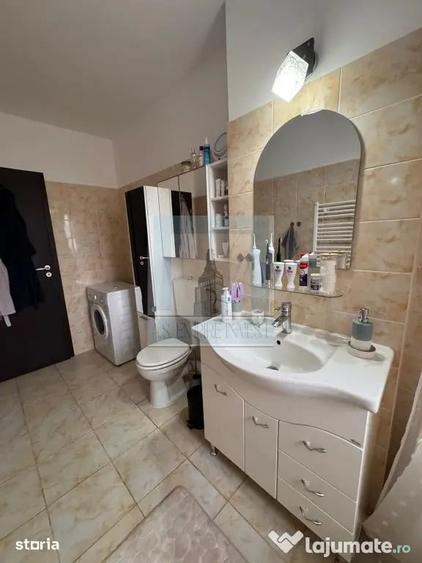 Apartament cu 2 camere semidecomandat în Sânpetru
