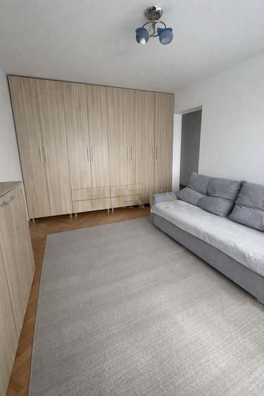 Apartament cu 3 camere semidecomandat, mobilat în Grigorescu