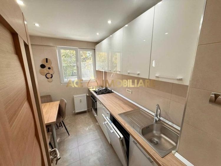 Apartament cu 2 camere semidecomandat, mobilat în Colentina