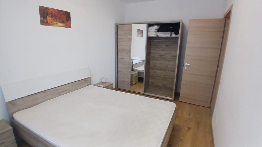 Apartament cu 2 camere semidecomandat în Parcul Carol