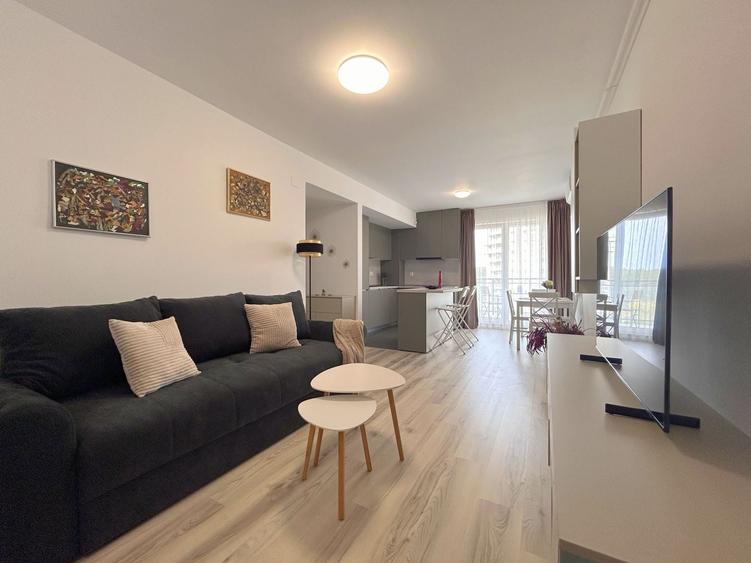Apartament cu 3 camere decomandat, mobilat în Lipovei