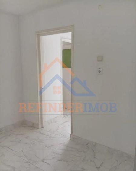 Apartament cu 2 camere decomandat în Berceni