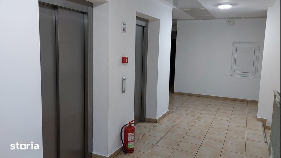 Garsonieră în Titan