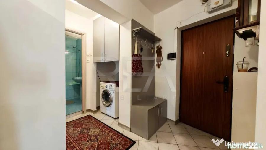 Apartament cu 3 camere decomandat în Baba Novac