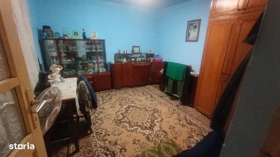 Casa de vanzare, 91 mp, teren 152 mp, zona Brestei - 2