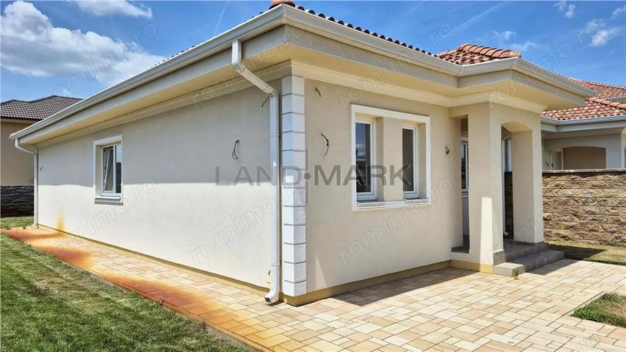 Casă cu 4 camere cu Teren 422 Mp în Central