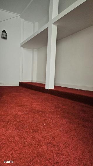 Casă cu 5 camere cu Teren 436 Mp în Central
