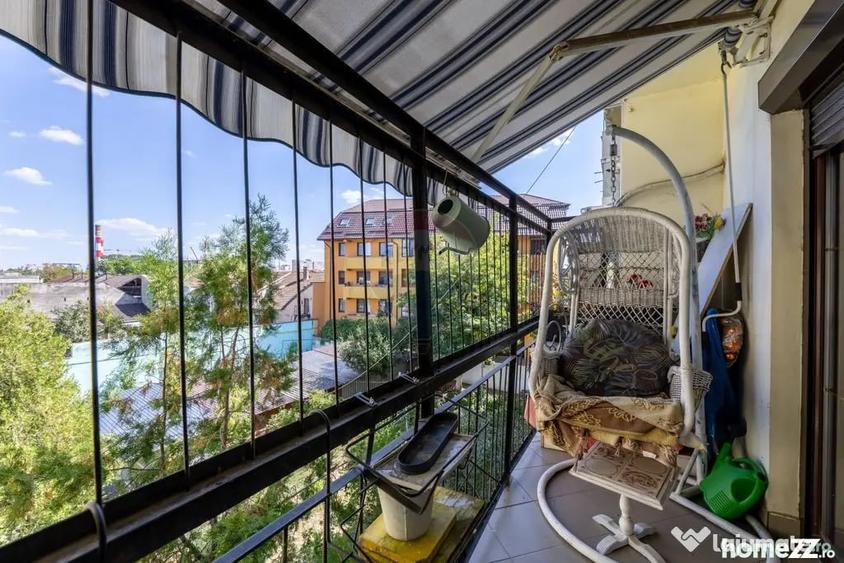 Apartament cu 3 camere decomandat în Podgoria