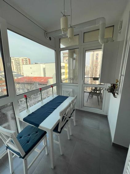Apartament cu 2 camere decomandat în Exterior Vest