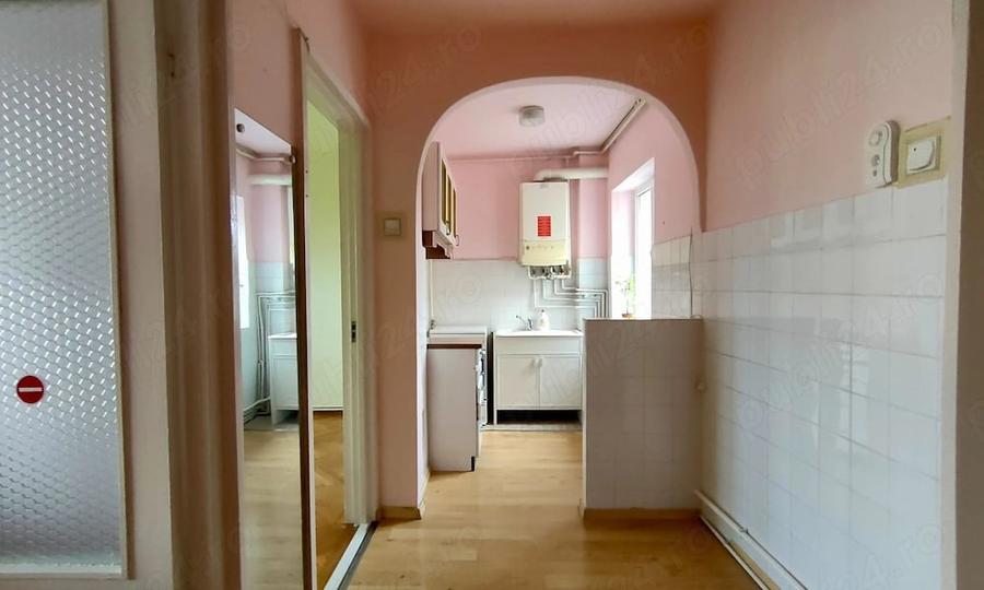 Apartament cu 2 camere decomandat în Central
