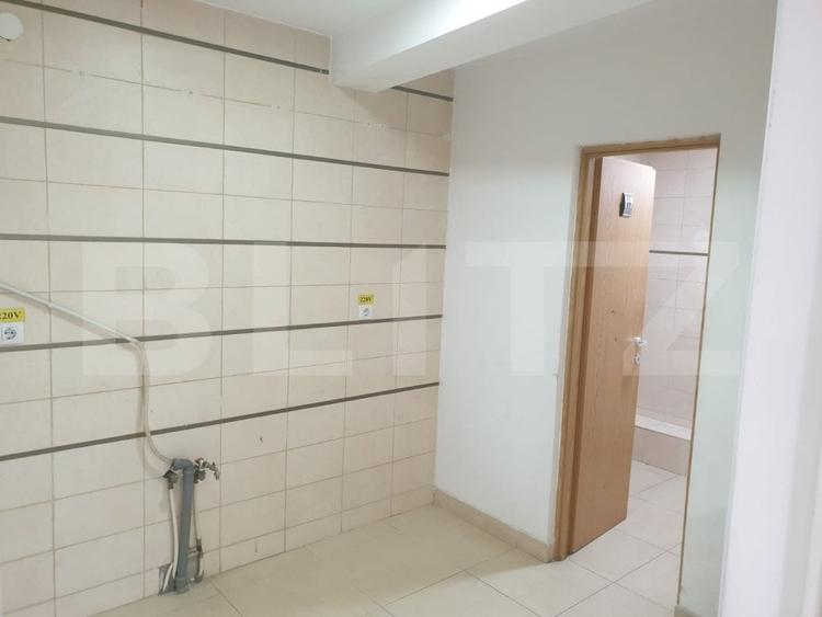 Spațiu comercial, ideal pentru magazin, showroom, 73 mp, zona Baciu - 3
