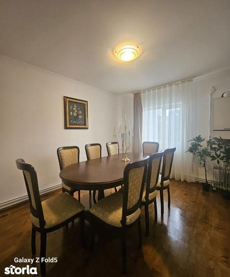 Casă cu 4 camere cu Teren 400 Mp în Europa