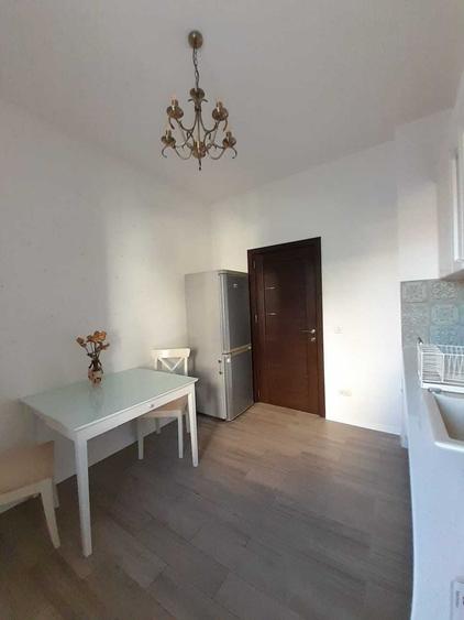 Apartament cu 2 camere decomandat în Mircea cel Bătrân