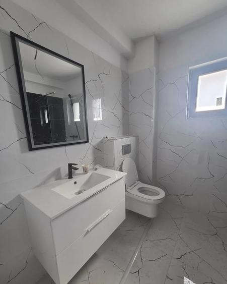 Casă cu 5 camere cu Teren 410 Mp în Domnești